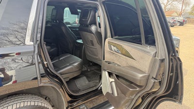 2017 Cadillac Escalade Platinum