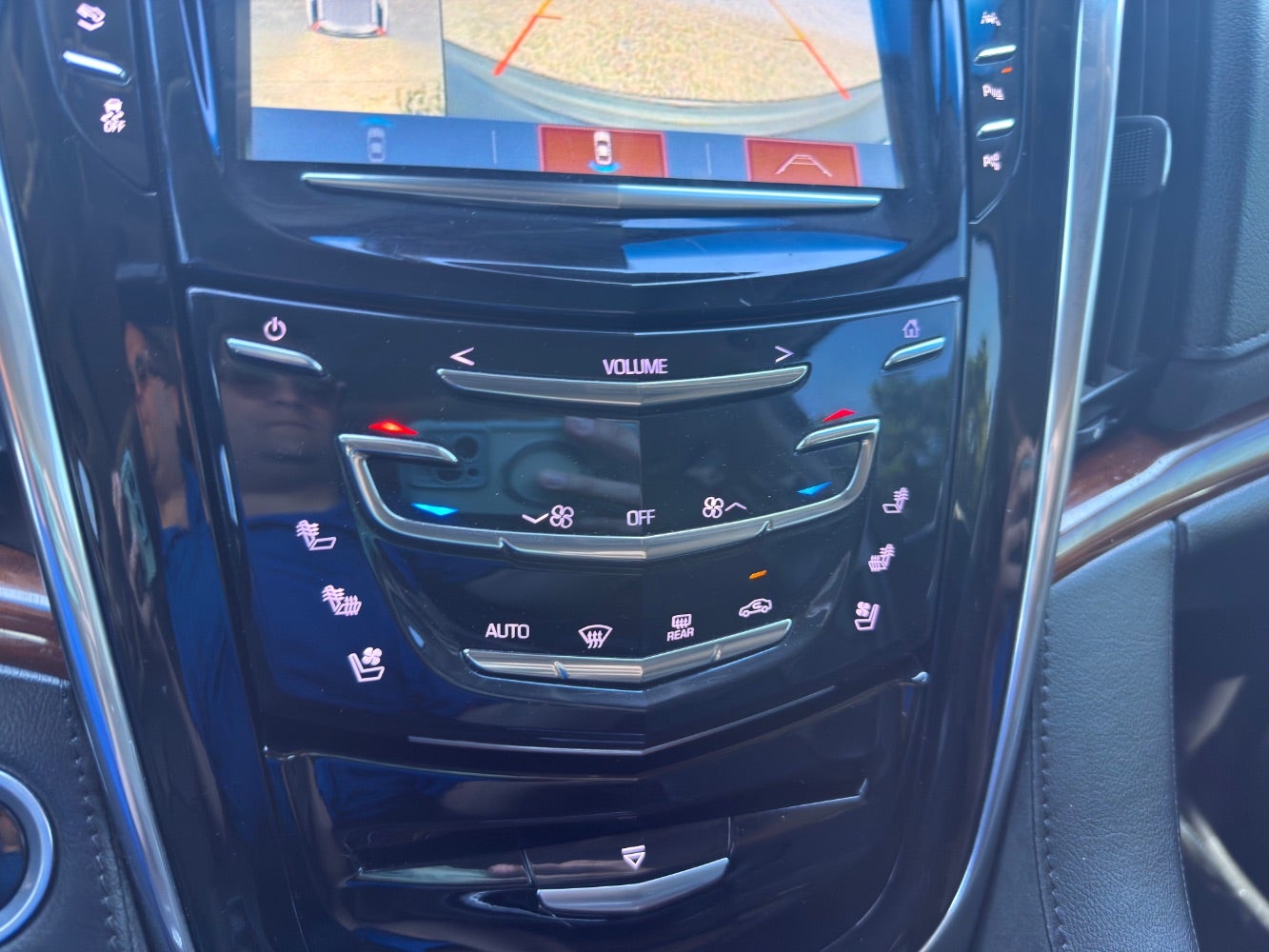 2018 Cadillac Escalade ESV Luxury