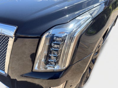 2018 Cadillac Escalade ESV Luxury