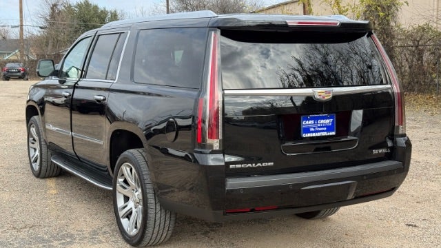 2016 Cadillac Escalade ESV Luxury Collection