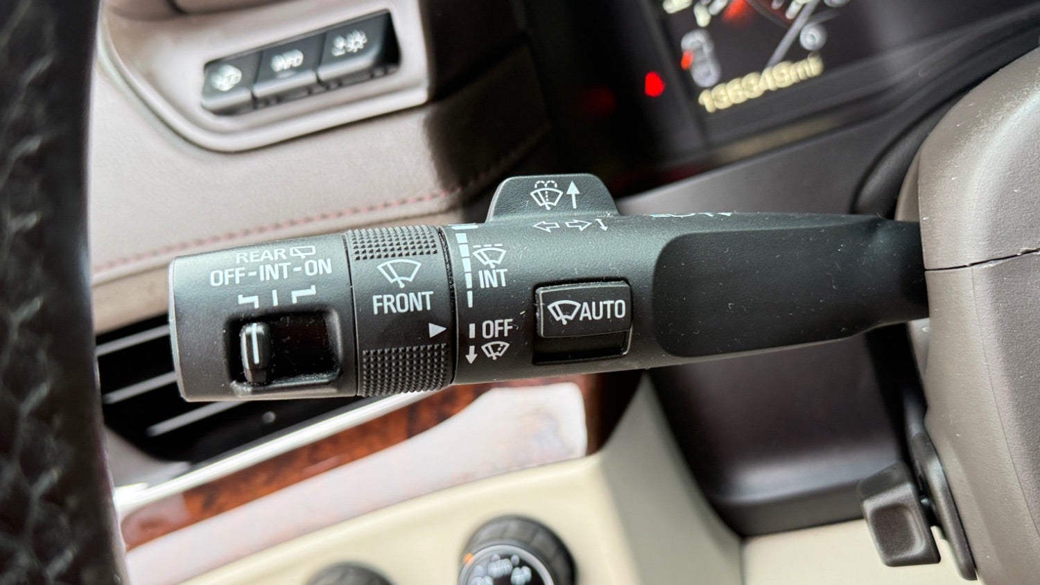 2015 Cadillac Escalade ESV Premium