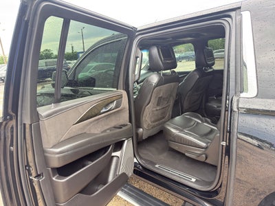 2018 Cadillac Escalade ESV Platinum