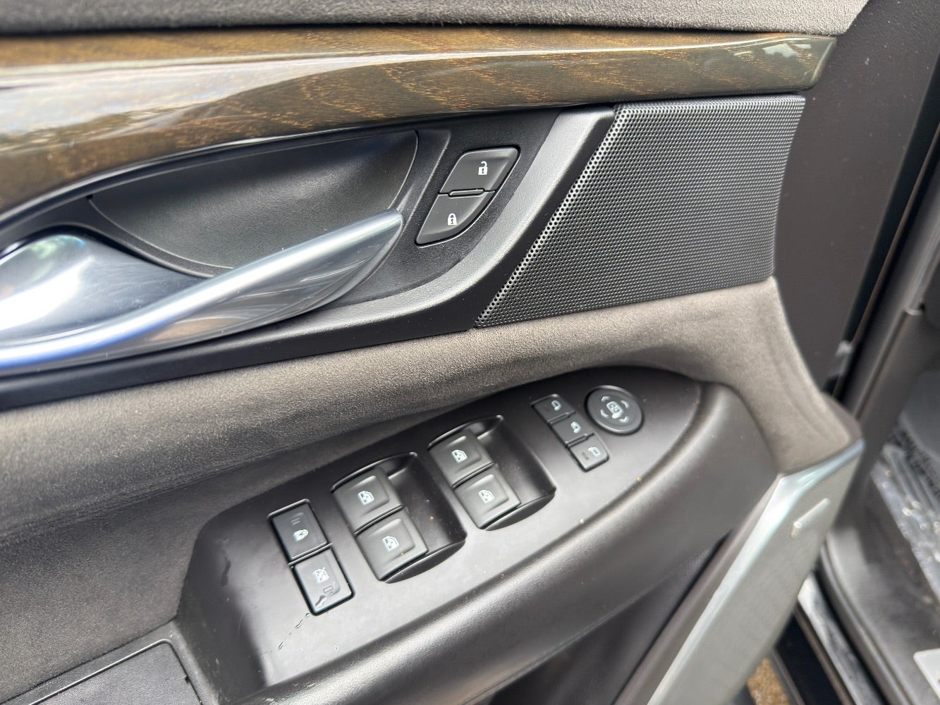 2018 Cadillac Escalade ESV Platinum