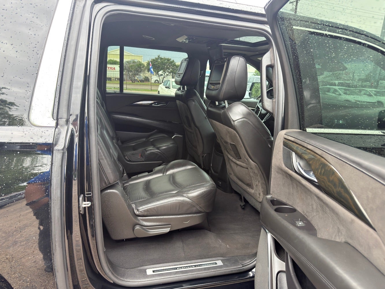 2018 Cadillac Escalade ESV Platinum