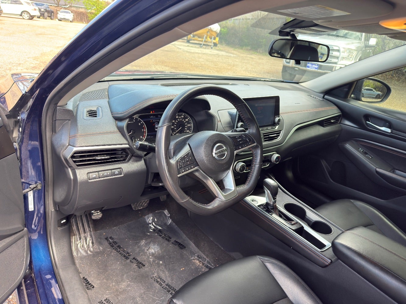 2022 Nissan Altima SR FWD