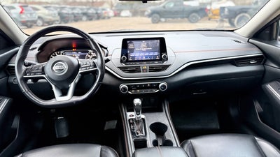 2021 Nissan Altima SR FWD