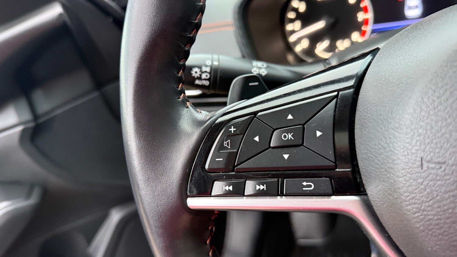 2021 Nissan Altima SR FWD