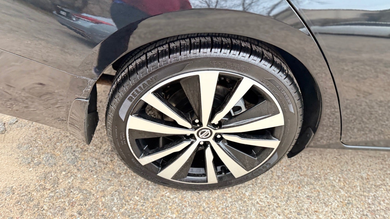 2021 Nissan Altima SR FWD