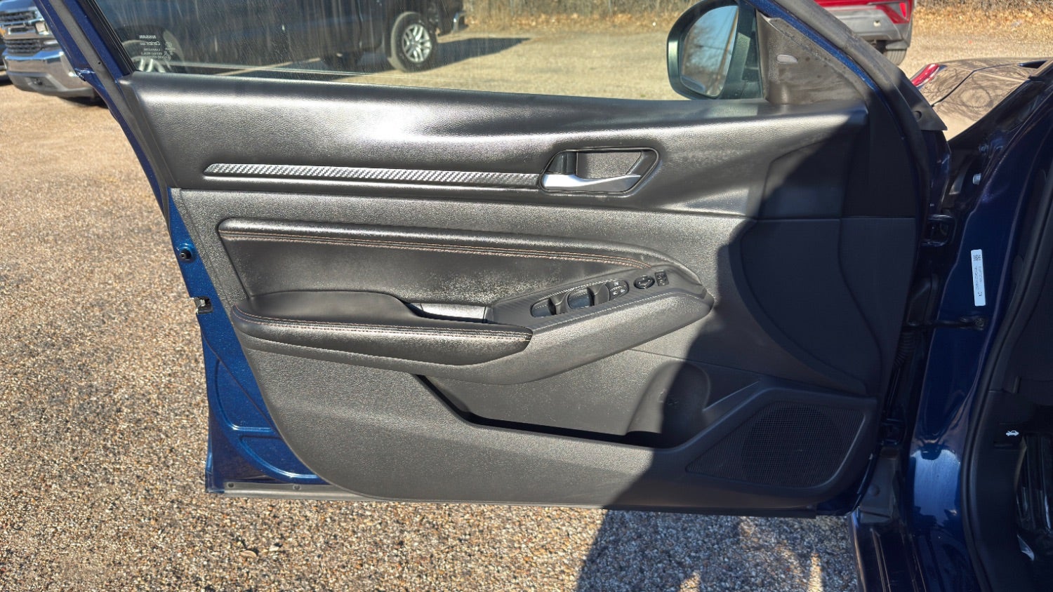 2022 Nissan Altima SR FWD