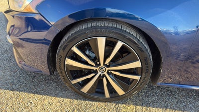 2022 Nissan Altima SR FWD