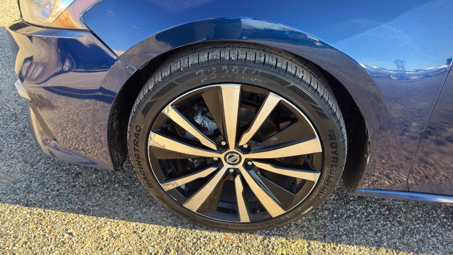 2022 Nissan Altima SR FWD