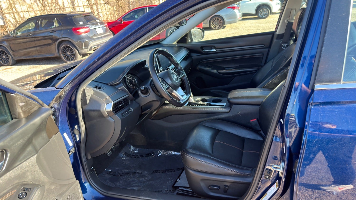 2022 Nissan Altima SR FWD