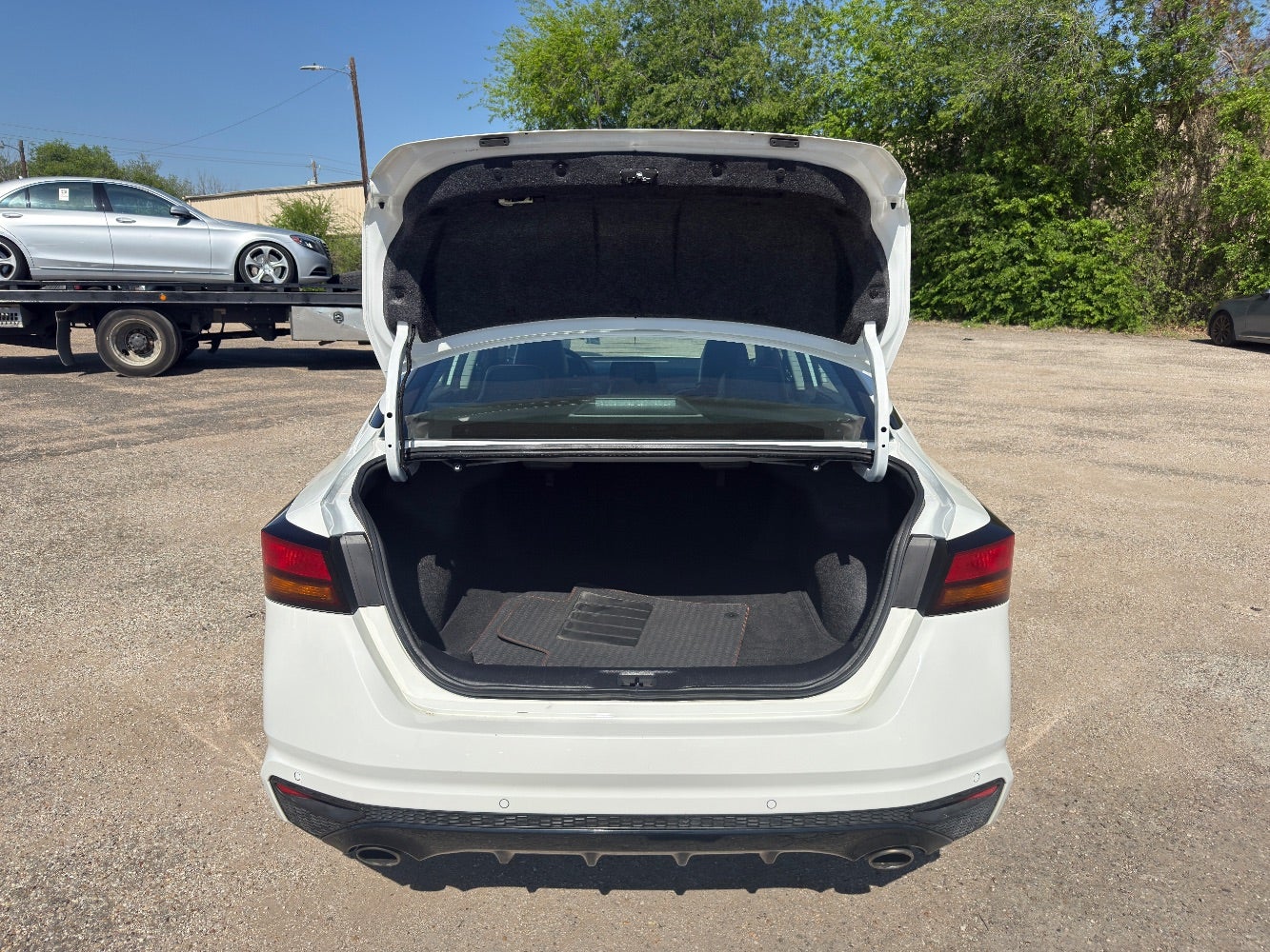 2024 Nissan Altima SR FWD