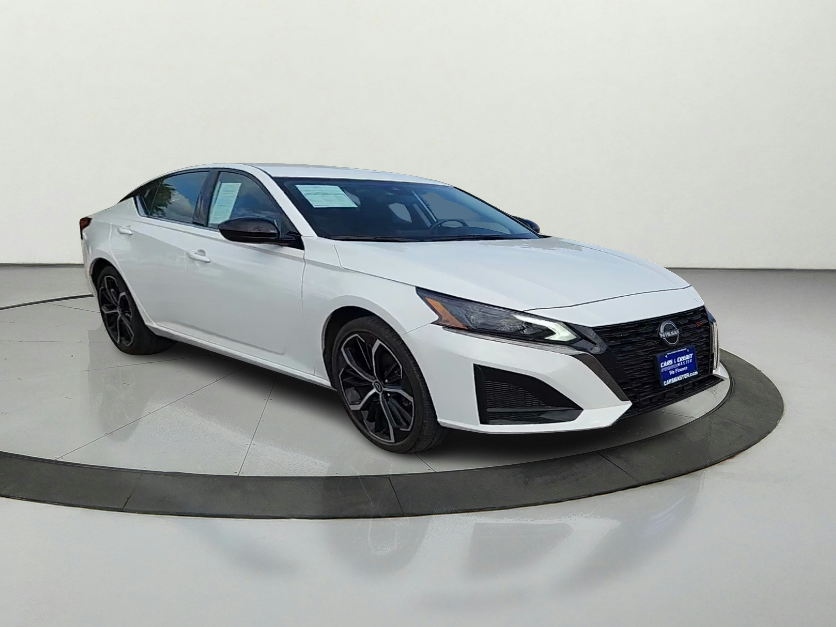 2025 Nissan Altima SR FWD