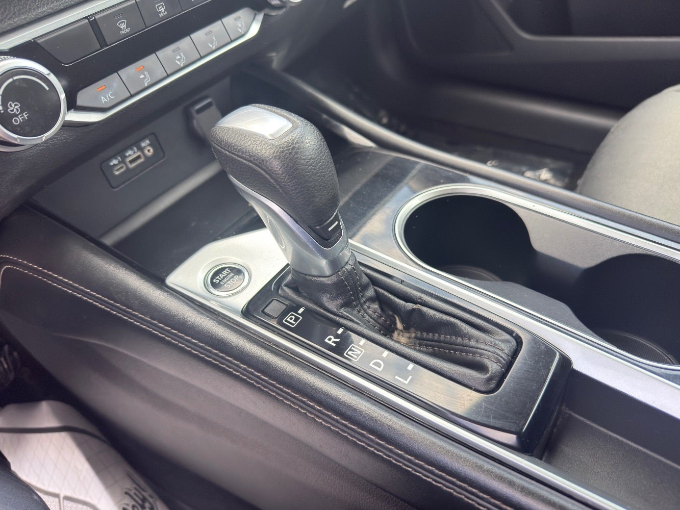 2023 Nissan Altima SV FWD