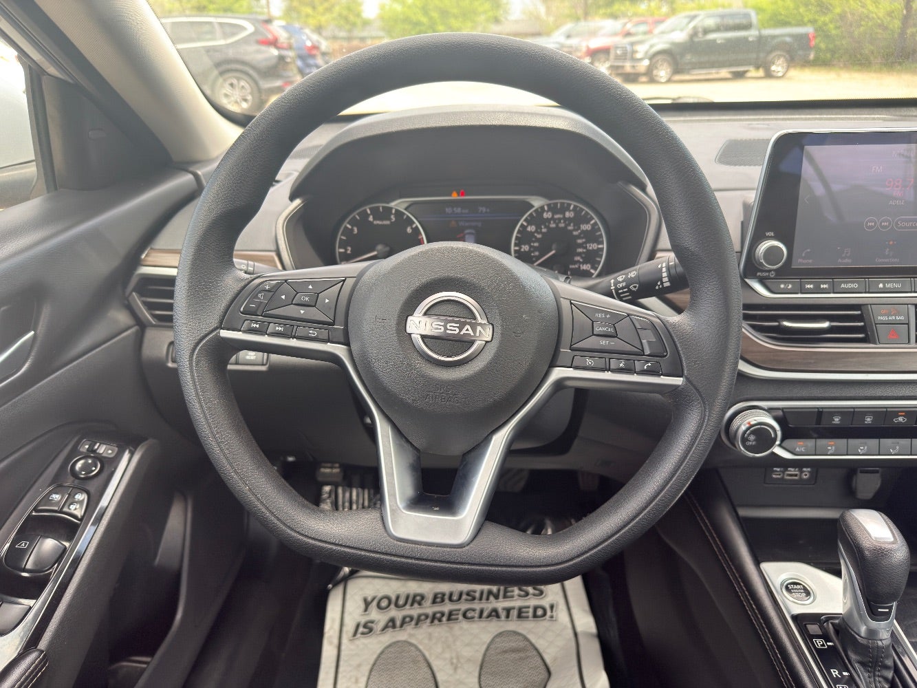 2023 Nissan Altima SV FWD