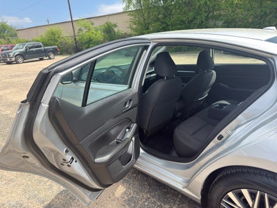 2023 Nissan Altima SV FWD