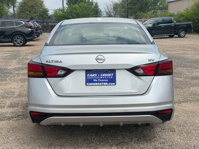 2023 Nissan Altima SV FWD
