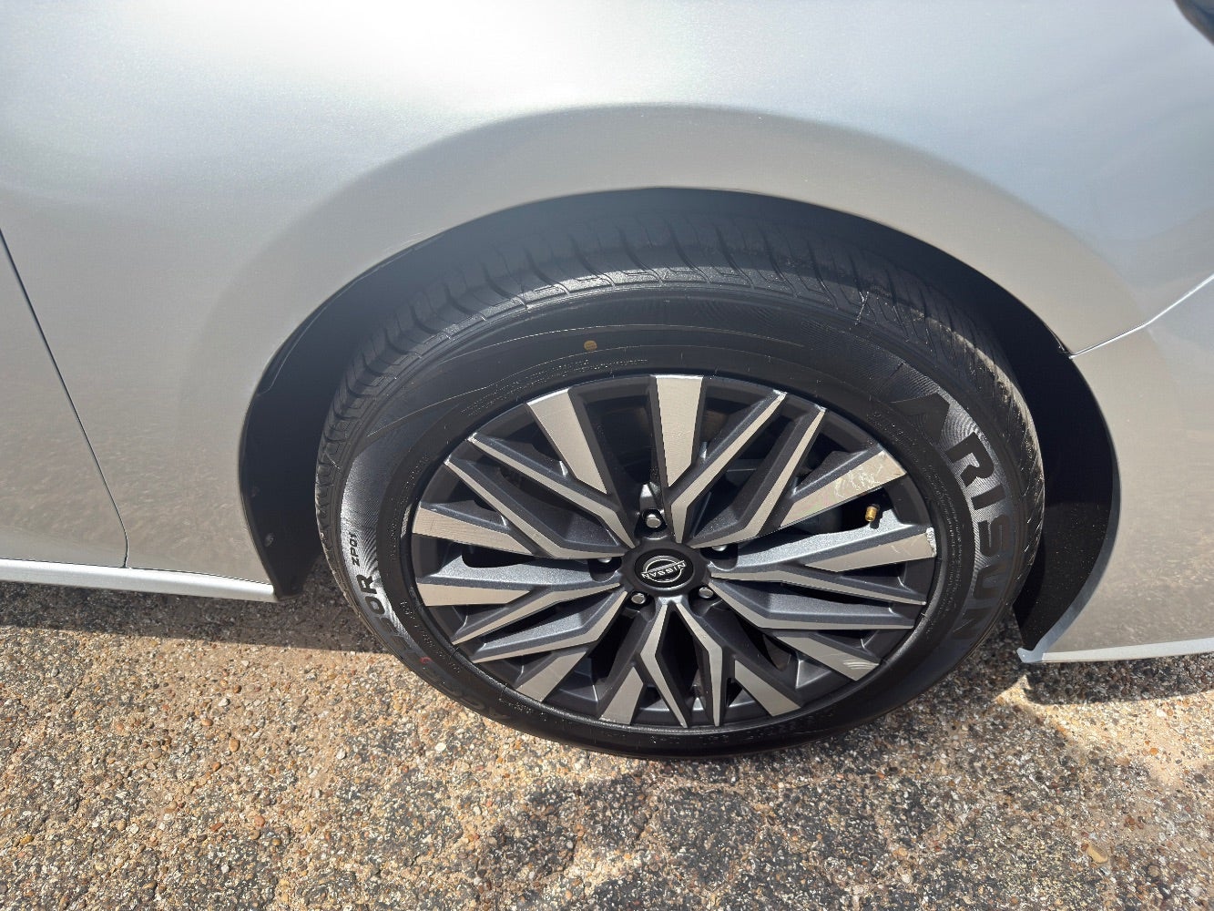 2023 Nissan Altima SV FWD