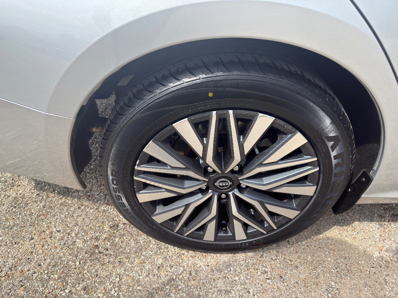 2023 Nissan Altima SV FWD