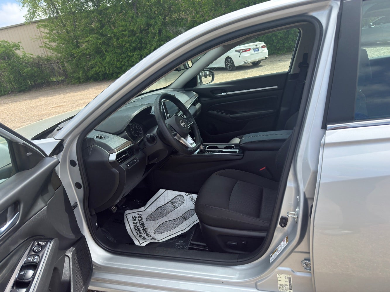 2023 Nissan Altima SV FWD