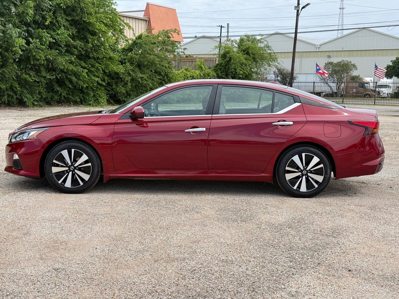2022 Nissan Altima SV FWD