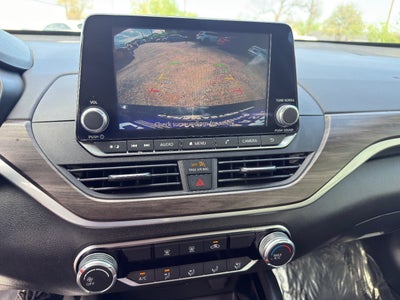 2024 Nissan Altima SV FWD