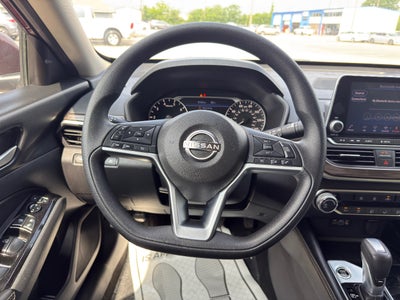 2023 Nissan Altima SV FWD