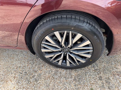 2023 Nissan Altima SV FWD