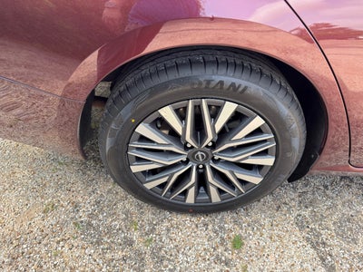 2023 Nissan Altima SV FWD