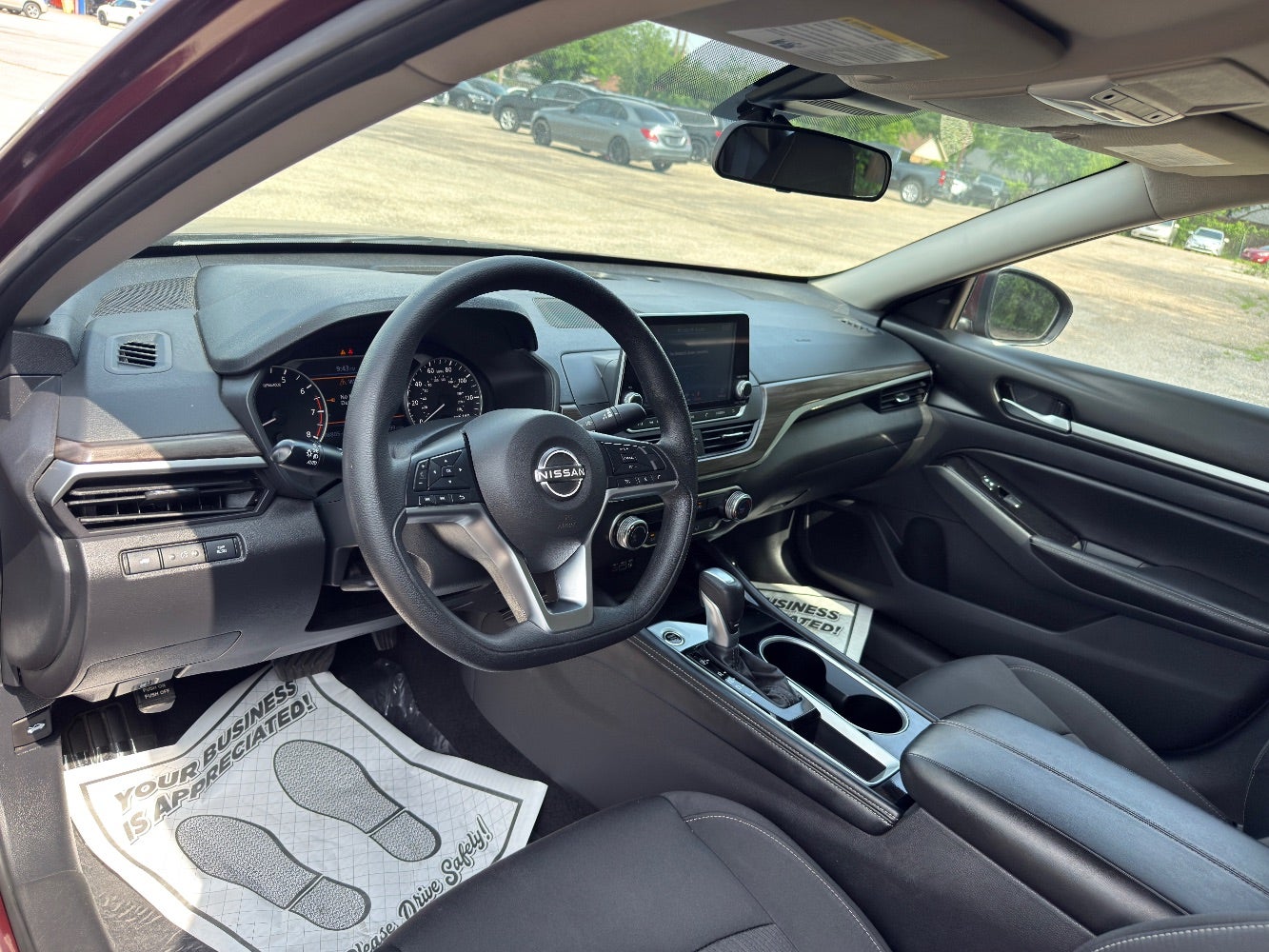 2023 Nissan Altima SV FWD