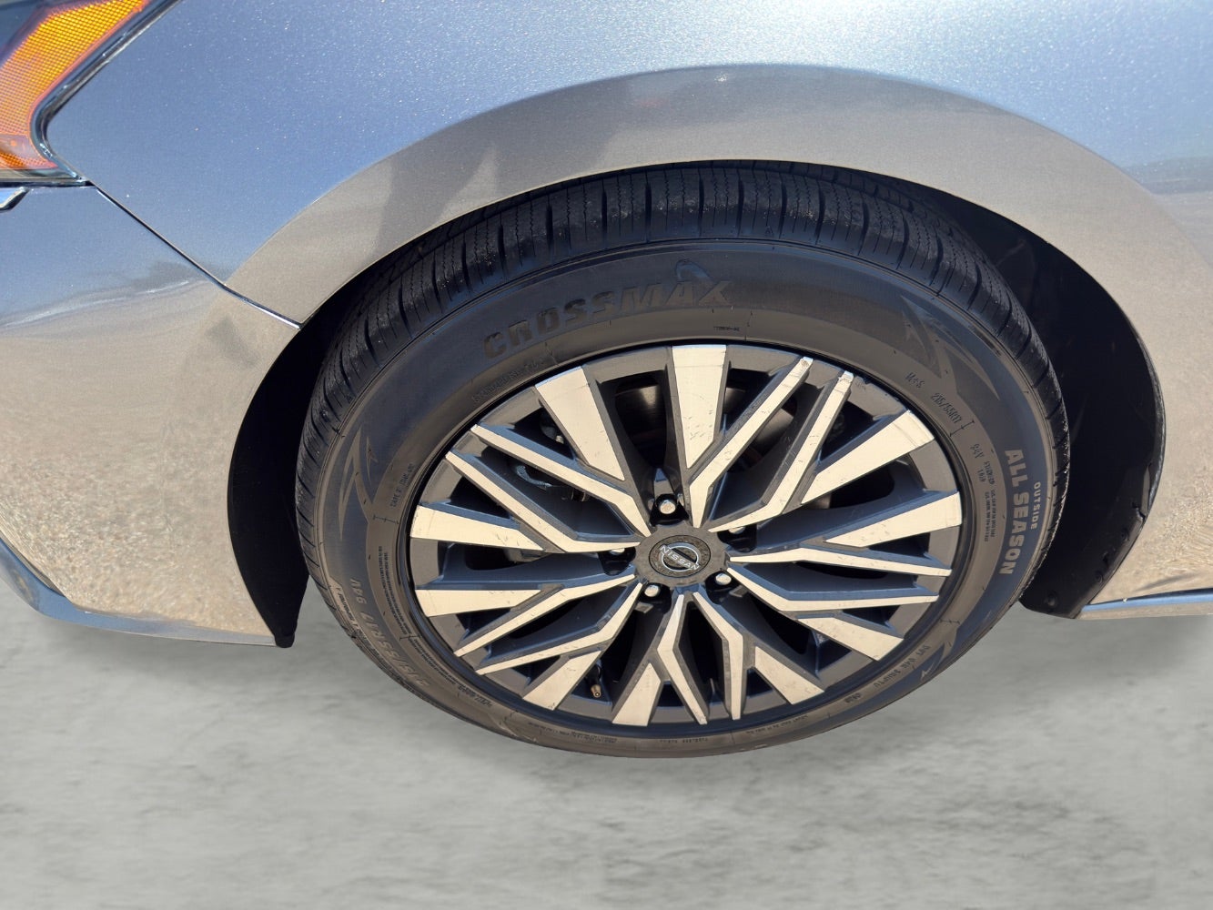 2023 Nissan Altima SV FWD