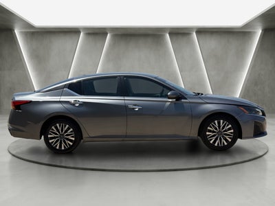 2023 Nissan Altima SV FWD