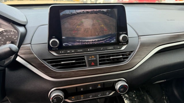 2023 Nissan Altima SV FWD