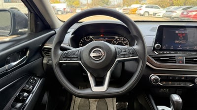 2023 Nissan Altima SV FWD