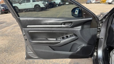 2023 Nissan Altima SV FWD