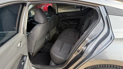 2023 Nissan Altima SV FWD