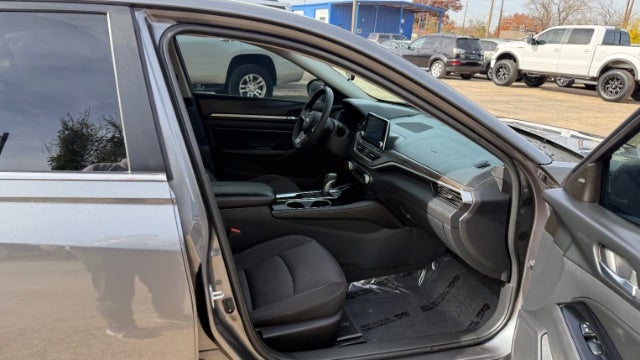 2023 Nissan Altima SV FWD