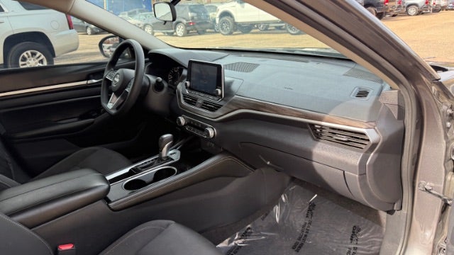 2023 Nissan Altima SV FWD