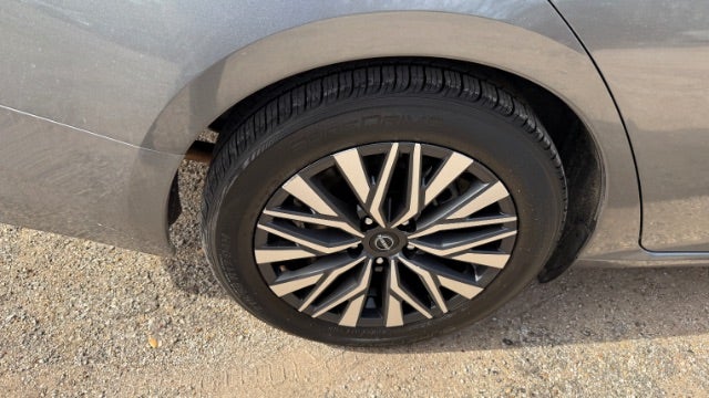 2023 Nissan Altima SV FWD