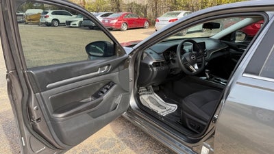 2023 Nissan Altima SV FWD