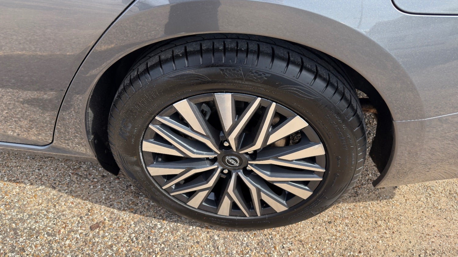 2024 Nissan Altima SV FWD