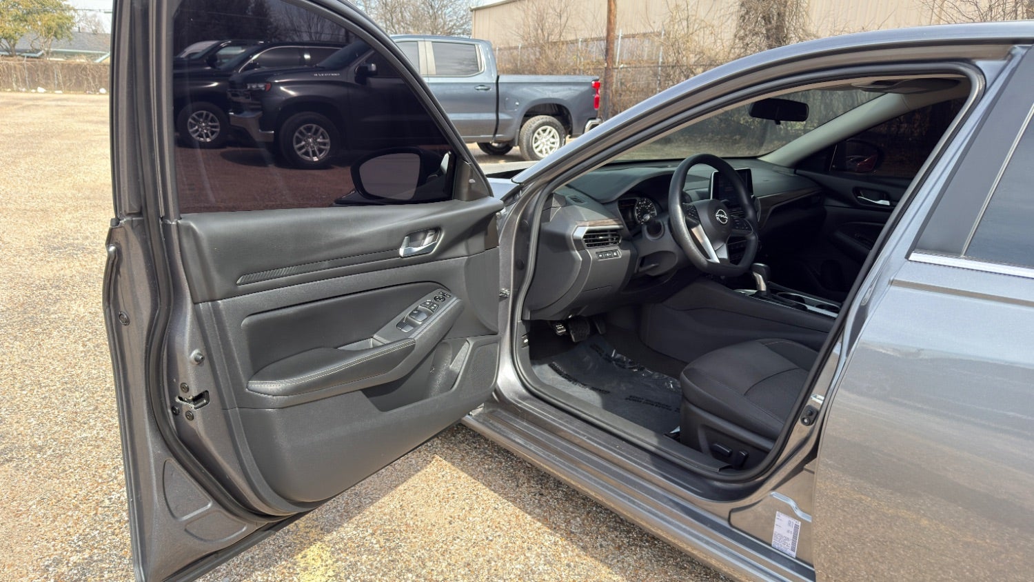 2024 Nissan Altima SV FWD