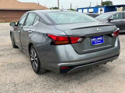 2021 Nissan Altima 2.5 SV in Dallas, TX - Cars and Credit Master