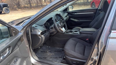 2022 Nissan Altima SV FWD