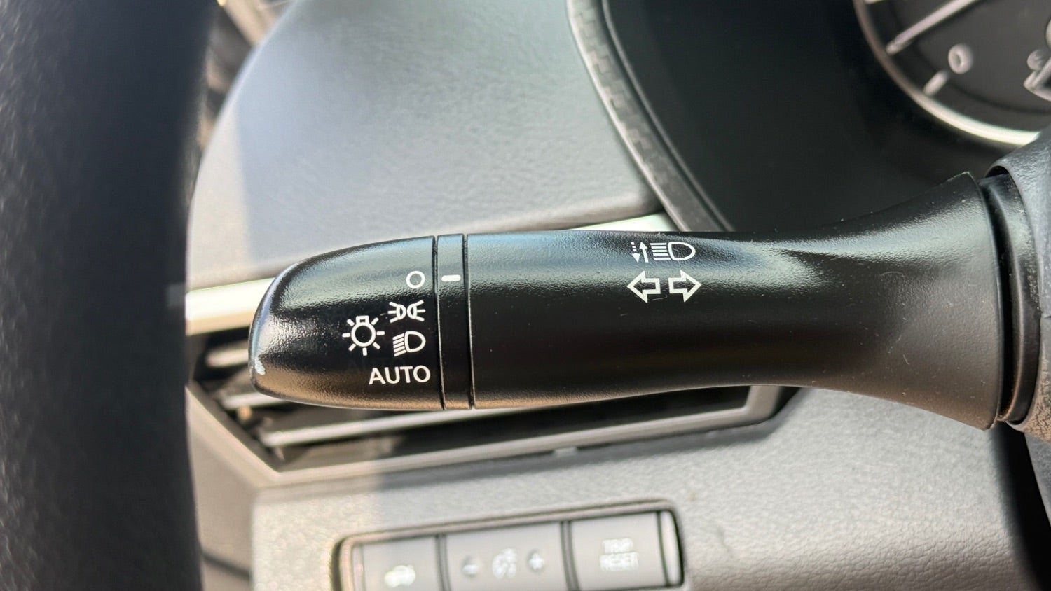 2022 Nissan Altima SV FWD