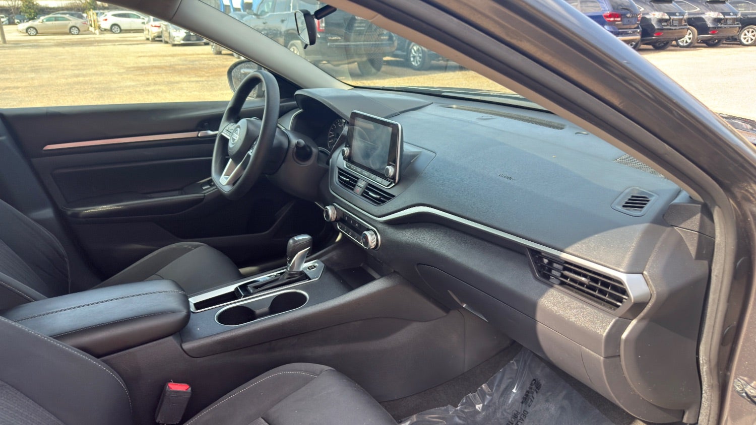 2022 Nissan Altima SV FWD