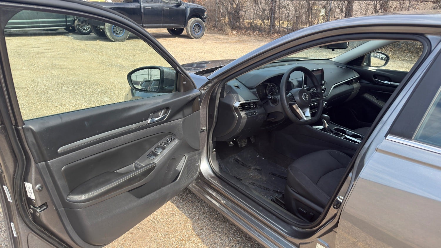 2022 Nissan Altima SV FWD