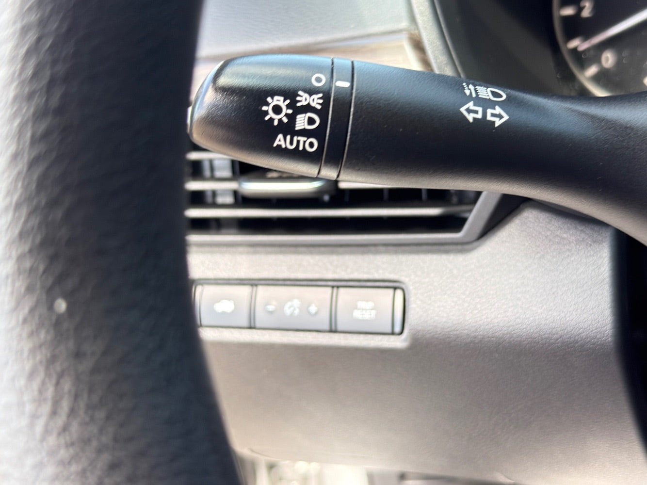 2023 Nissan Altima SV FWD