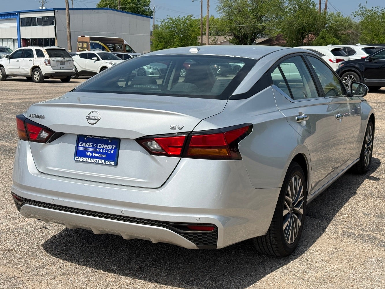 2023 Nissan Altima SV FWD